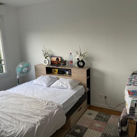 Lovely Bedroom Loft With Free Parking On Premise Boissy-Saint-Léger Exterior foto