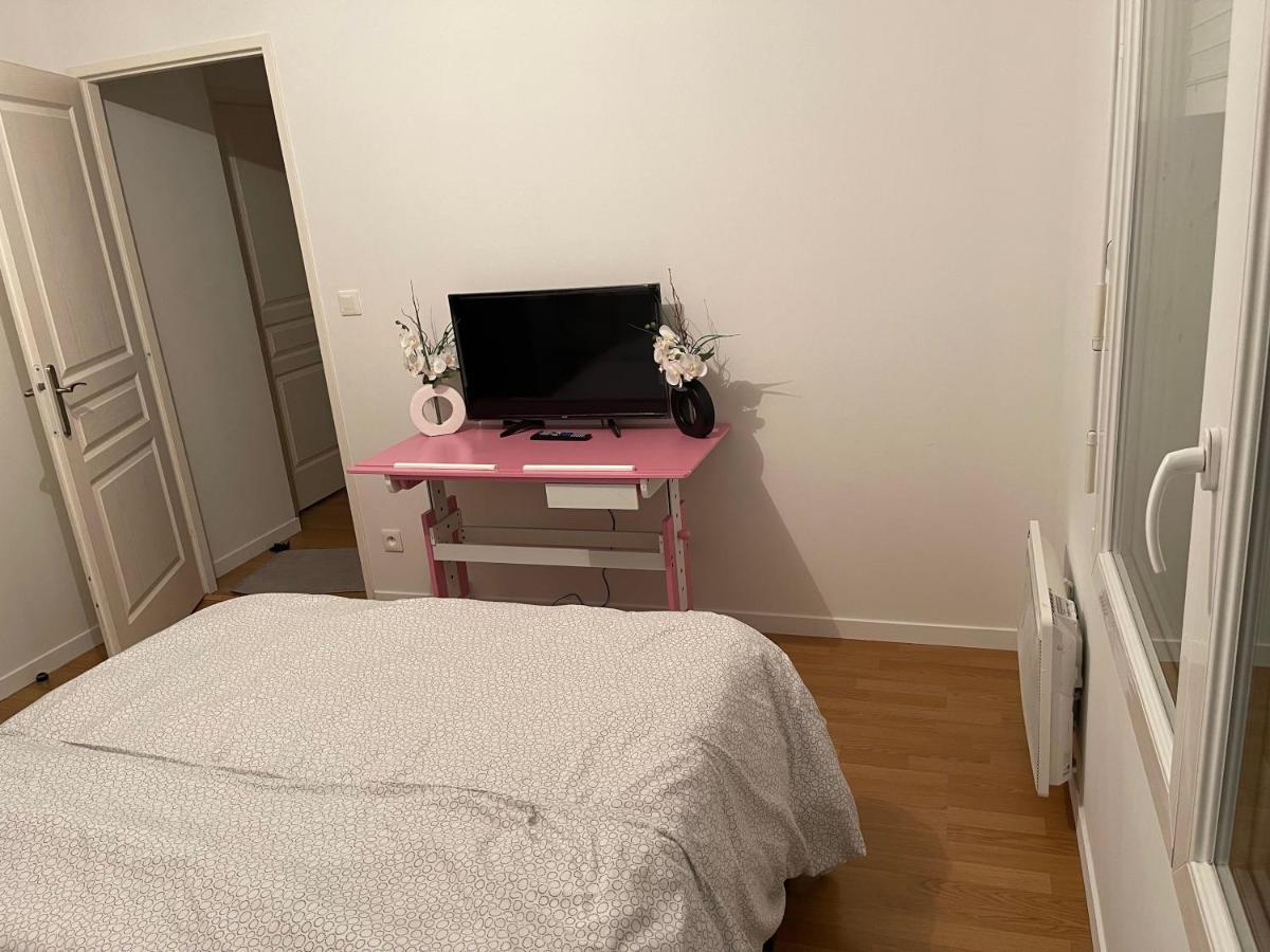 Lovely Bedroom Loft With Free Parking On Premise Boissy-Saint-Léger Exterior foto